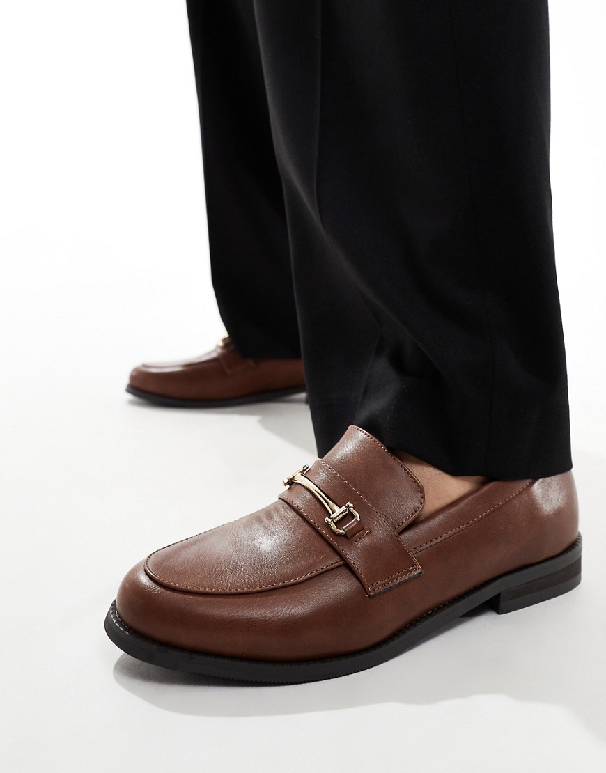 Truffle Collection Snaffle Trim Loafers In Tan-brown