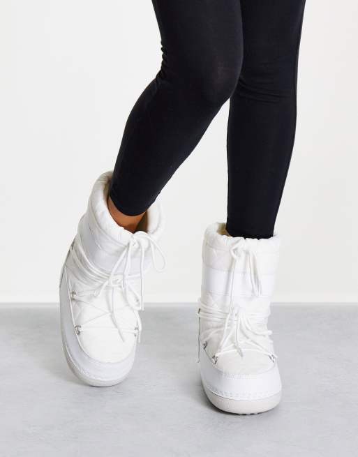 White lace clearance up snow boots