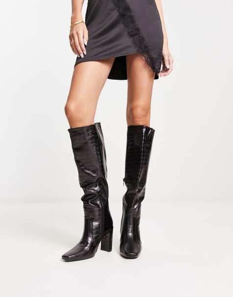 Loose knee hot sale high boots