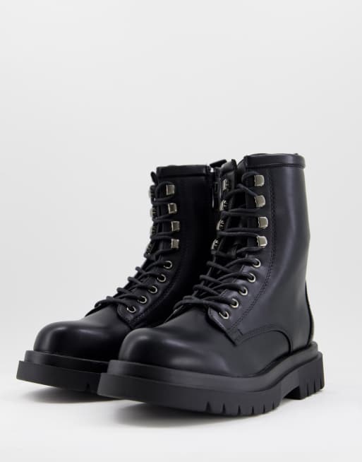 Truffle Collection - Stevige wandelschoenen van zwart imitatieleer