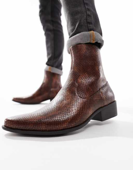 Truffle Collection - Stivaletti Chelsea con tacco stile western marrone pitonato, 3 di 4