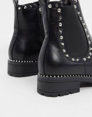 black spiked chelsea boots