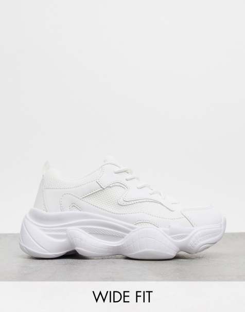 Truffle Collection – Vita grova sneakers med bred passform - view 1