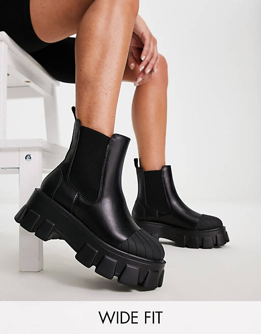 deres Diplomatiske spørgsmål vinde Truffle Collection Wide Fit chunky chelsea toe cap ankle boots in black |  ASOS