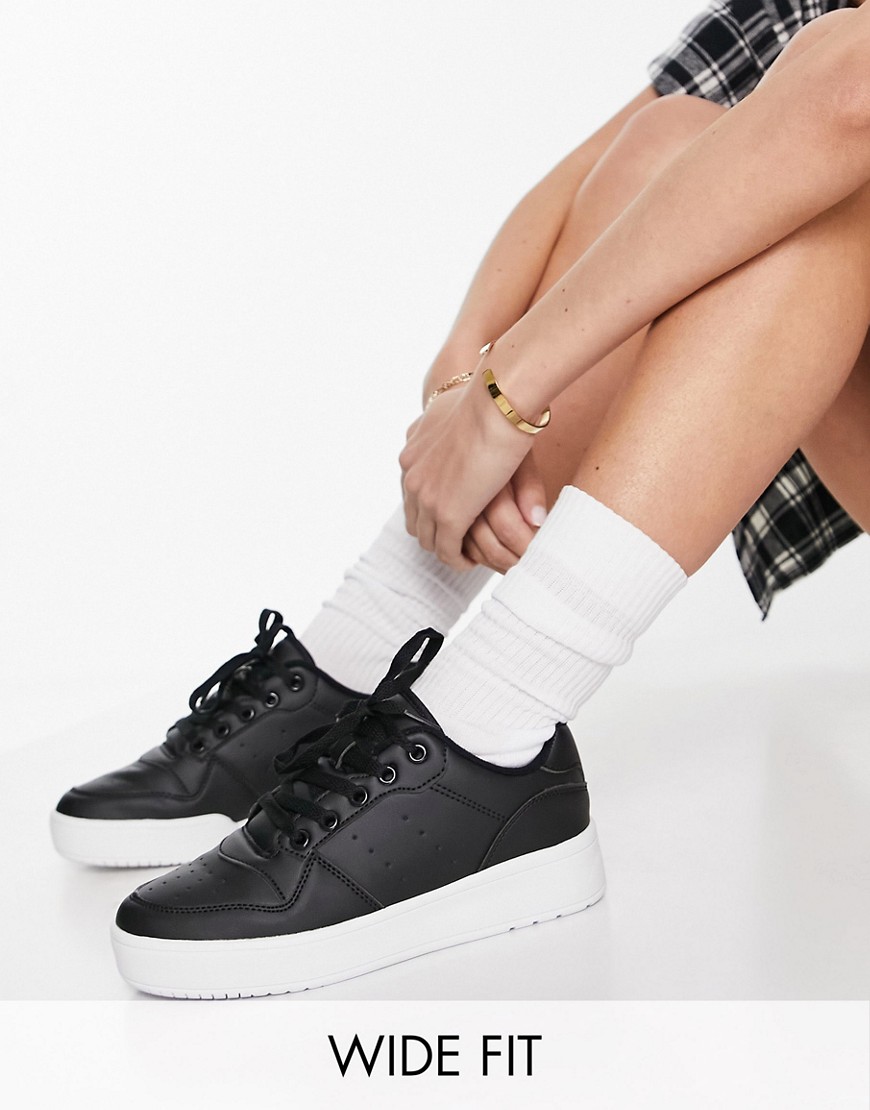 Truffle Collection WIDE FIT CHUNKY FLATFORM SNEAKERS IN BLACK