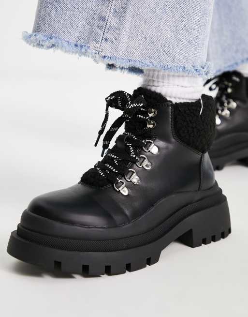 Lace up store chunky hiker boots