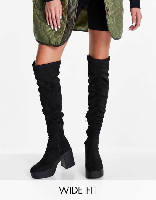 Truffle Collection Wide Fit – Czarne kozaki za kolano na grubej platformie 
