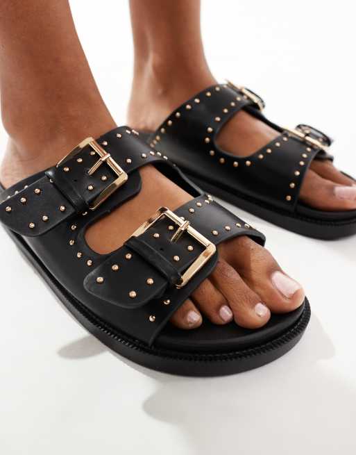 Wide fashion footbed sandals