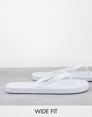 wide fit flip flops