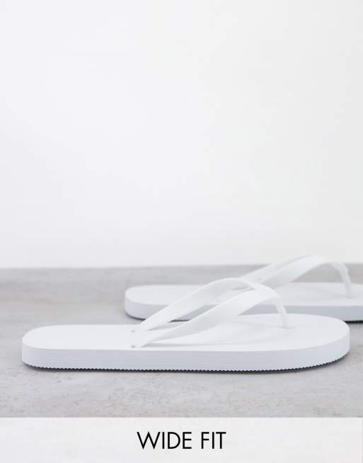 Wide fitting flip discount flops