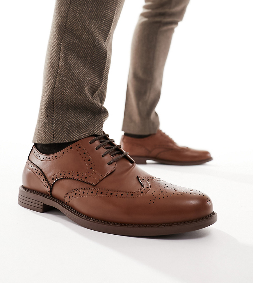 Truffle Collection Wide Fit Formal Lace-up Brogues In Tan-brown
