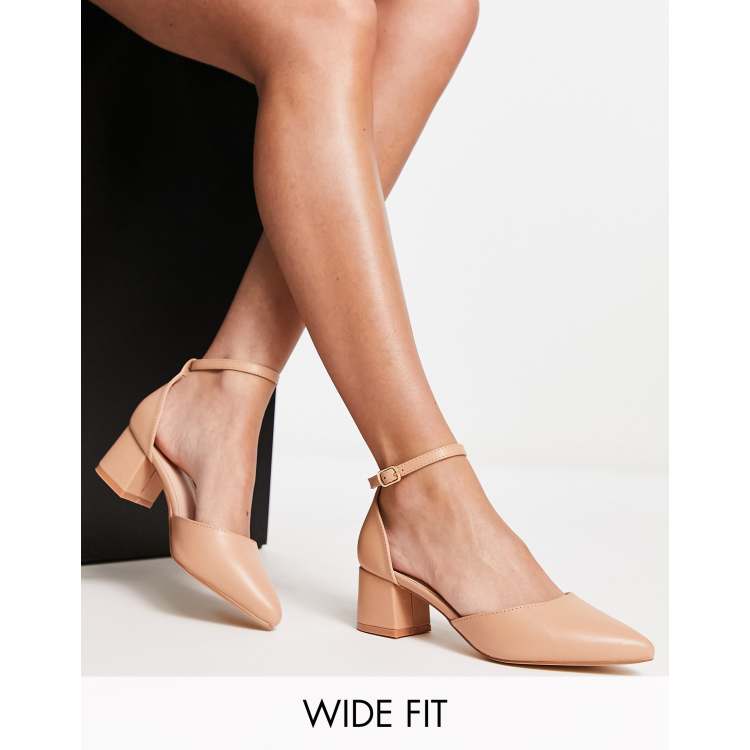 Mid block heel sales closed toe