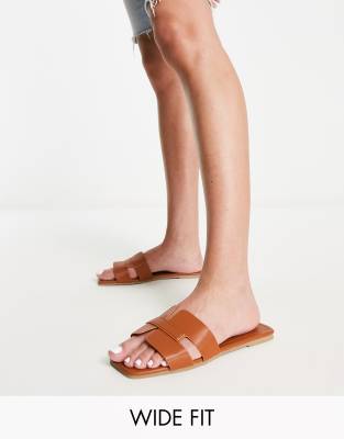 Truffle Collection Truffle Collection Wide Fit slip on mule sliders in tan-Brown