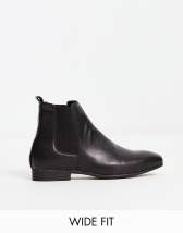 ASOS DESIGN chukka boots in black faux suede | ASOS