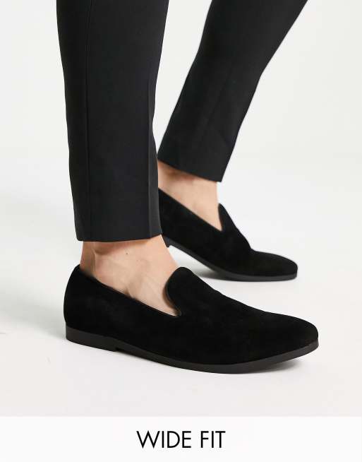 Truffle Collection - Wide Fit - Sorte slip on-loafers i ruskind