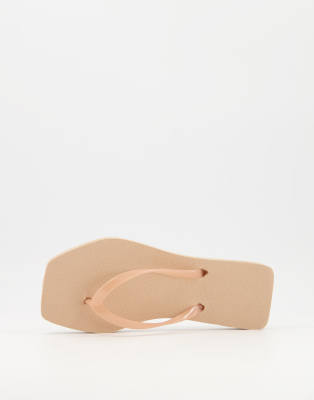 wide fit flip flops
