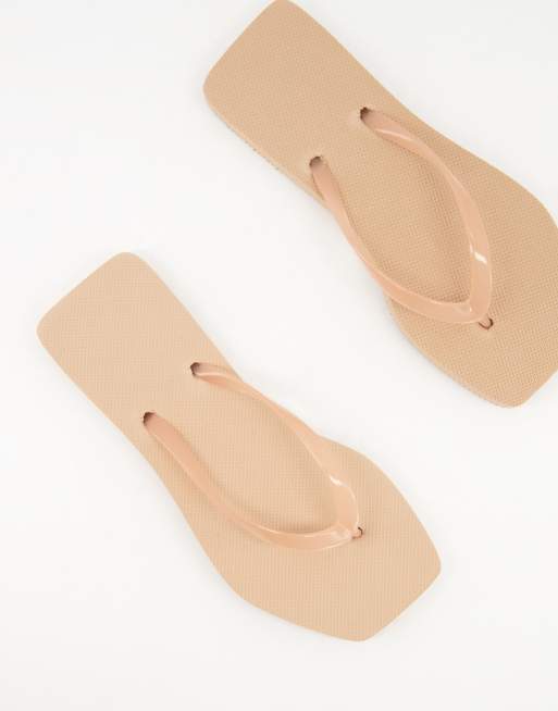 Wide fit hot sale flip flops