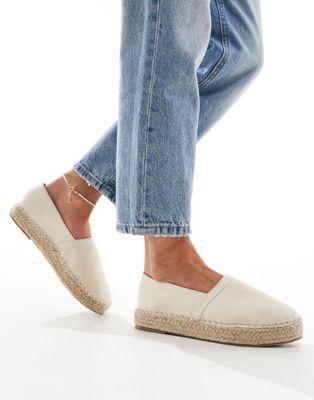 Truffle Collection wide fit stud detail espadrille in beige