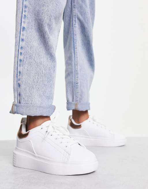 Truffle Collection - Witte sneakers met rosé gouden hielpaneel