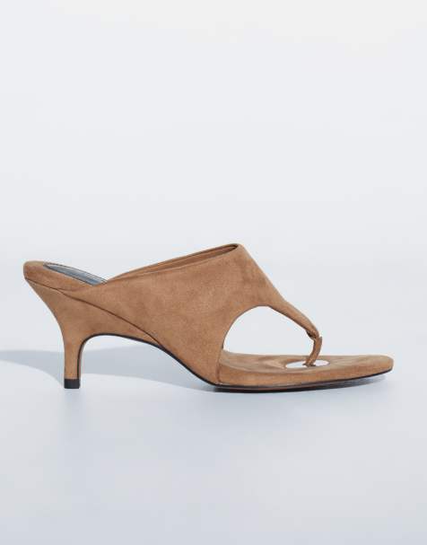 TTYA LAB mellemhøje tåstrop-sandaler i taupe - view 1