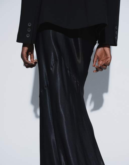 TTYA Satin-Maxirock in Schwarz, 5 von 5