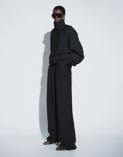 TTYA set soft tracksuit sweatpants in black - view 1