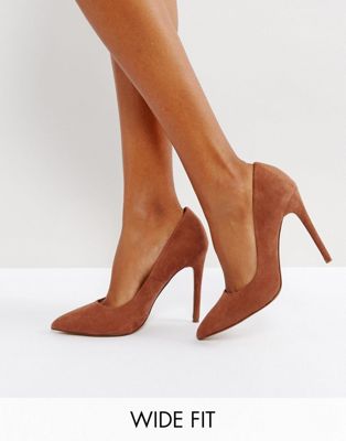 фото Туфли-лодочки цвета мокко для широкой стопы на высоком каблуке с заостренным носком asos design paris-коричневый