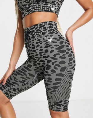 Twill Active tie waist seamless shorts in grey leopard print - GREY