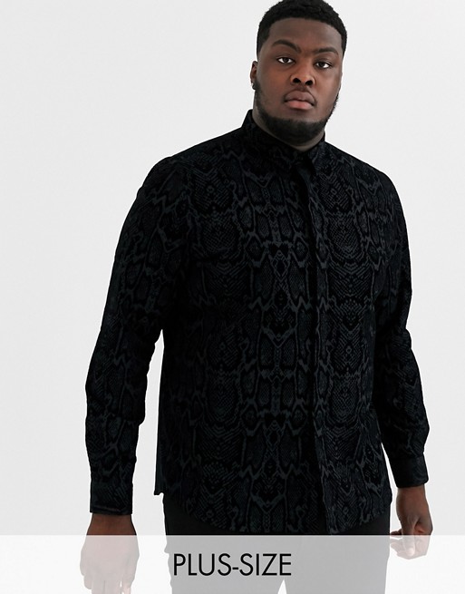 Twisted Tailor Plus shirt with snakeskin flocking in black