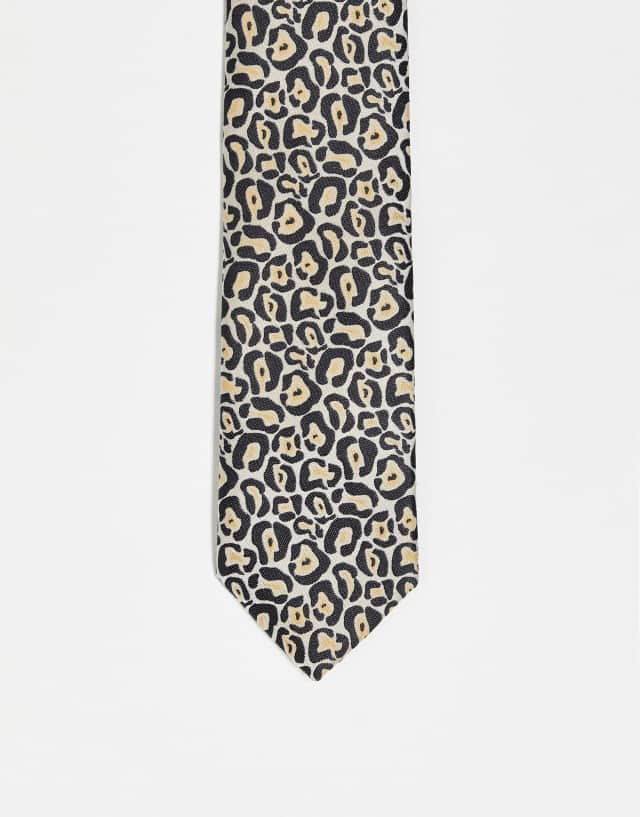 Twisted Tailor tie in black will all over leopard print