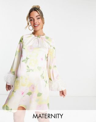 Twisted Wunder Maternity mini shift dress with faux feather cuffs in yellow blossom print
