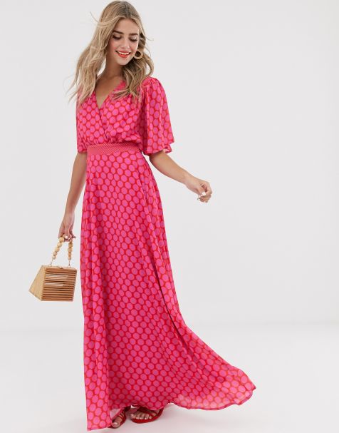 Twisted Wunder – Maxikleid mit Raffung an der Taille und gepunktetem Print in Rosa und Rot