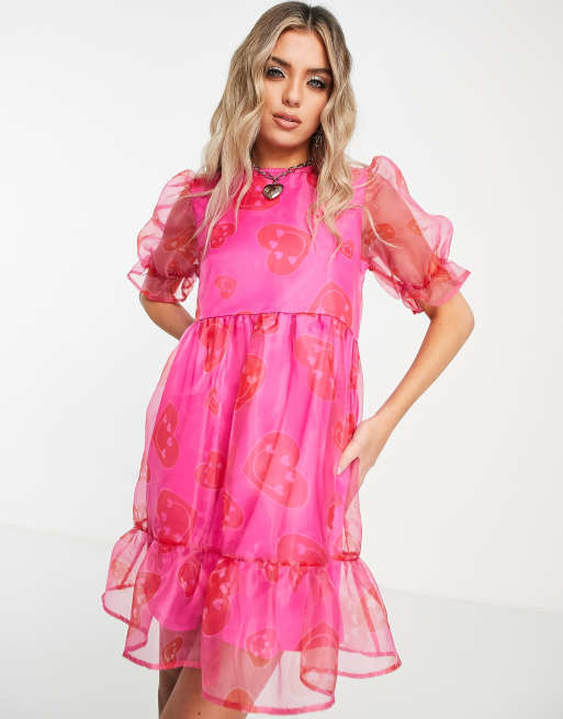Twisted Wunder - Vestito grembiule corto in organza con stampa di cuori felici