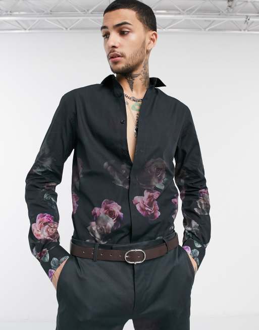 Twisted Tailor Schwarzes Hemd Mit Aufdruck Einer Verblassten Rose Auf Der Ruckseite Asos