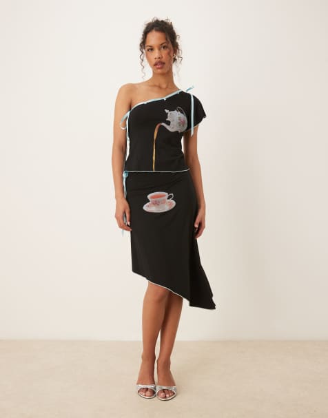 Tyler Mcgillivary alice tea motif ribbon midi skirt co-ord in black