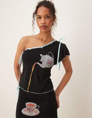 Tyler Mcgillivary Alice Tea Motif Ribbon Top