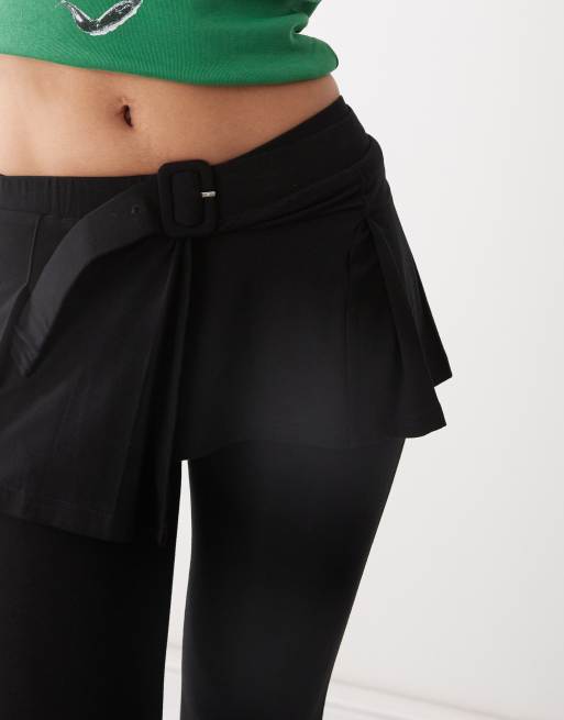 Tyler McGillivary buckle detail capri pants in black