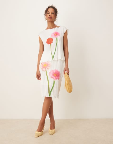 Tyler Mcgillivary hazel crinkle flower motif midi skirt co-ord in white