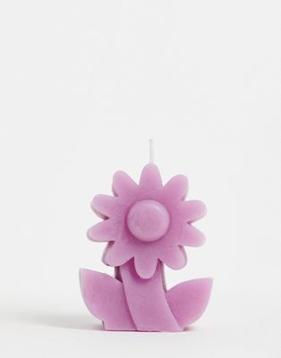 Typo candle in lilac flower design