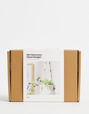 Typo DIY macrame plant hanger in natural