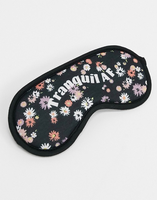 Typo eye mask with slogan 'tranquil af'