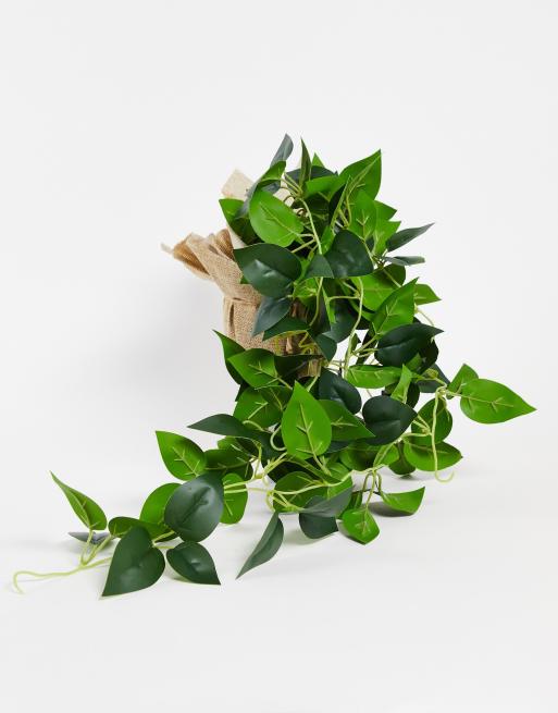 TYPO - Kunstig hængende plante