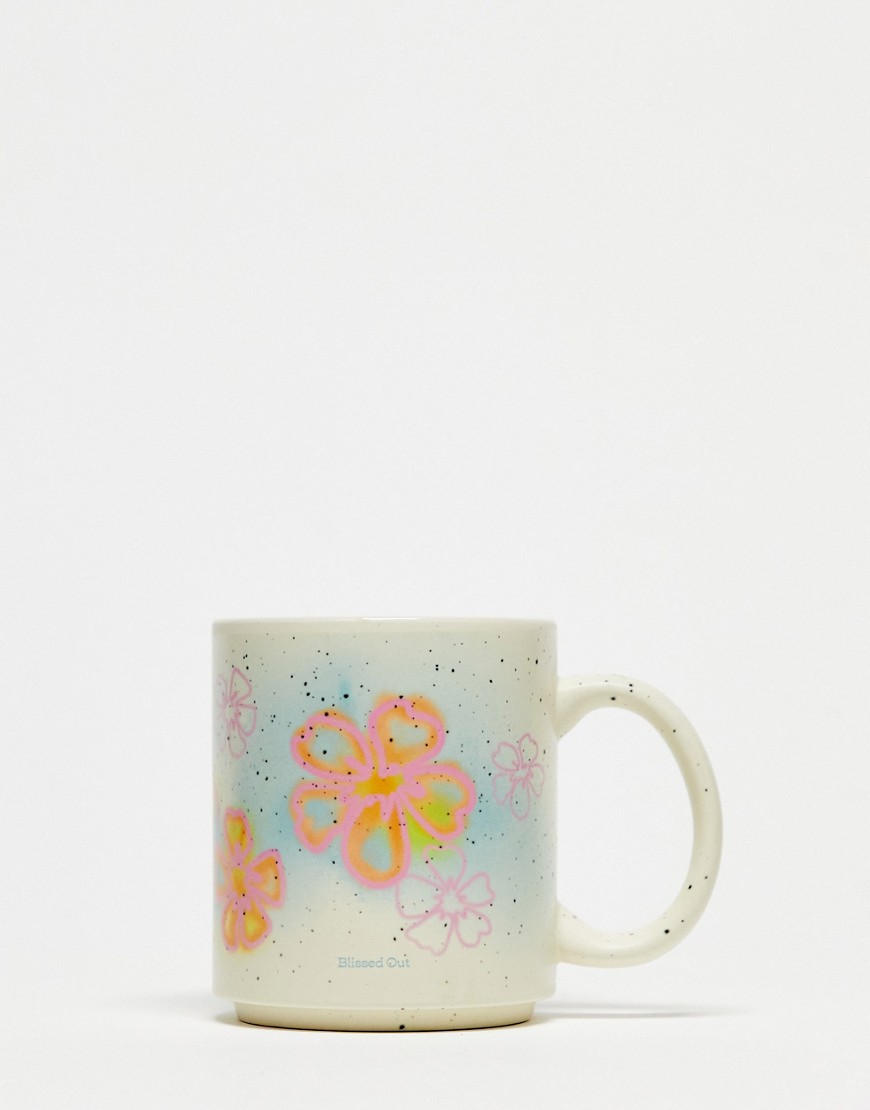 Typo mug with 'blissed out' slogan in hibiscus print-Multi