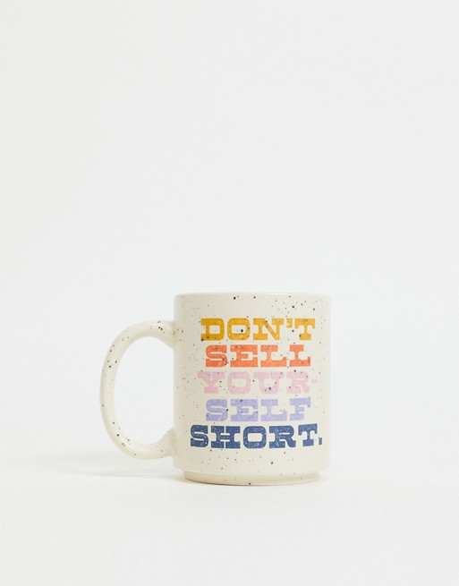 Typo mug with slogan 'don't sell yourself short'