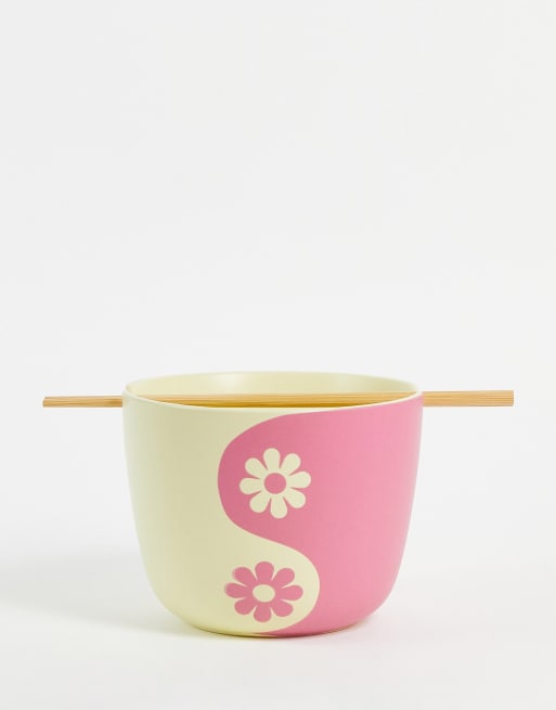 Typo noodle bowl in yin yang design