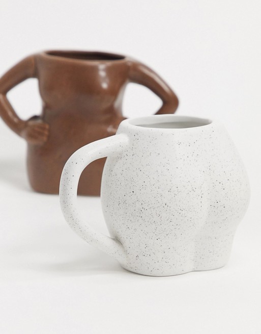 Typo body mug in speckled white