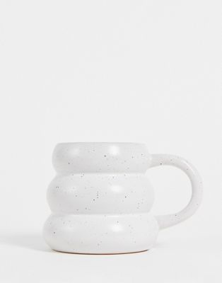 Typo sculptural mug in white speckle