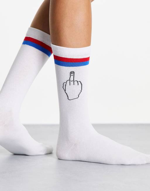TYPO - Sokken met strepen en middelvinger-motief in wit