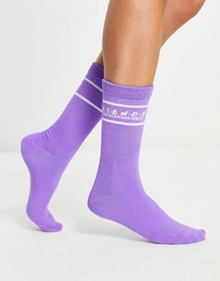 Typo x Friends socks in lilac
