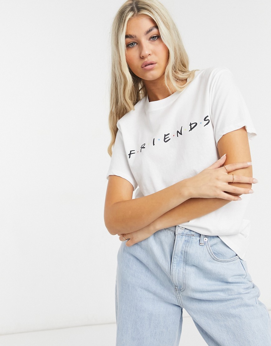 Typo x Friends – Vit t-shirt med rund halsringning i avslappnad passform